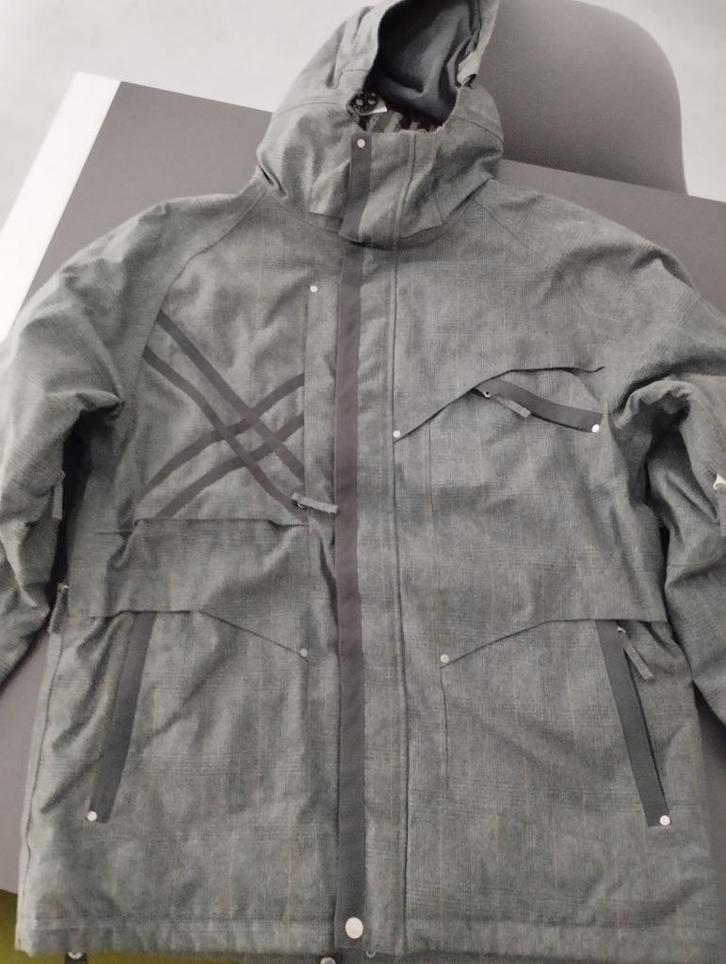 688 snowboardjas maat L Heren, Kleding | Heren, Wintersportkleding, Gedragen, Jack, Maat 52/54 (L), Ophalen