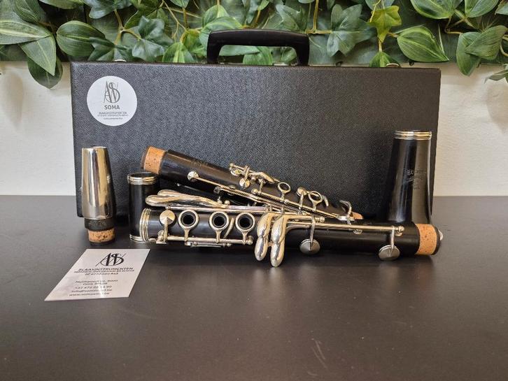 S.M.L Strasser Paris Bb-Klarinet 17/6, Muziek en Instrumenten, Blaasinstrumenten | Klarinetten, Zo goed als nieuw, Bes-klarinet