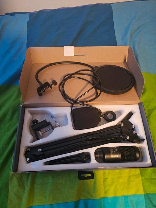 Streaming Studio Kit 1, Games en Spelcomputers, Games | Pc, Ophalen