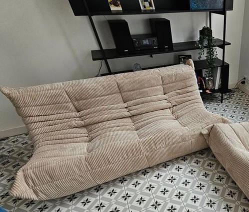 Ligne Roset Togo 3-zit Beige, Huis en Inrichting, Zetels | Zetels, Zo goed als nieuw, Rechte bank, Driepersoons, 150 tot 200 cm