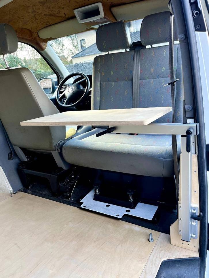 Volkswagen Transporter T5 1.9 105pk -- Camper potentieel, Auto's, Volkswagen, Particulier, Te koop, Transporter, Radio, Trekhaak