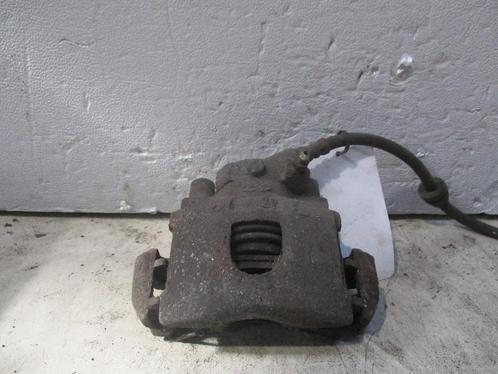 REMKLAUW RECHTS VOOR Ford Fiesta 2 (01-1983/11-1989), Auto-onderdelen, Remmen en Aandrijving, Ford, Gebruikt