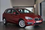 BMW 2 Serie 220 Active Tourer 220iA Luxery Leer Navi Garanti, Auto's, Automaat, 1998 cc, Gebruikt, 1505 kg