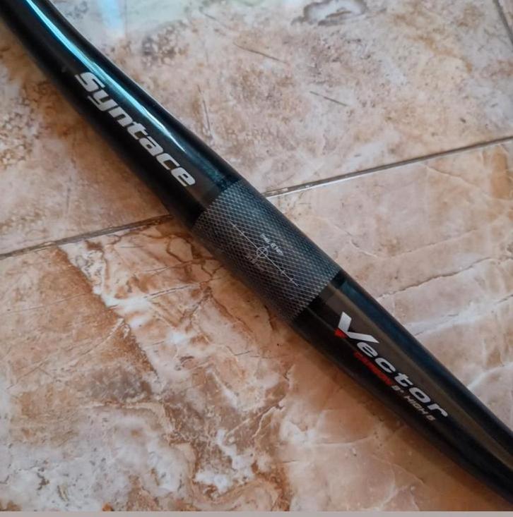 Syntace Vector carbon 8 31,8 740mm stuur, Fietsen en Brommers, Fietsonderdelen, Zo goed als nieuw, Mountainbike, Stuur, Ophalen
