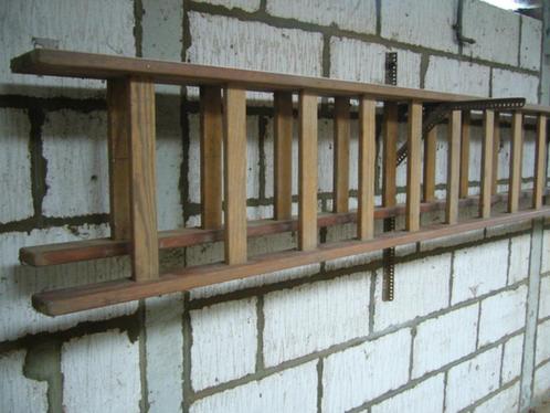 Dubbel houten ladder met optreksysteem, Doe-het-zelf en Bouw, Ladders en Trappen, Zo goed als nieuw, Ladder, 4 meter of meer, Opvouwbaar of Inschuifbaar