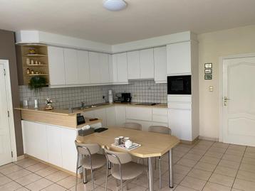 Complete keuken, Huis en Inrichting, Keuken | Complete keukens, Ophalen, U-keuken, Wit, Hout