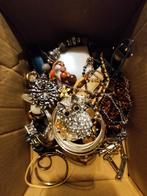 oude sieraden, Handtassen en Accessoires, Antieke sieraden, Ophalen of Verzenden