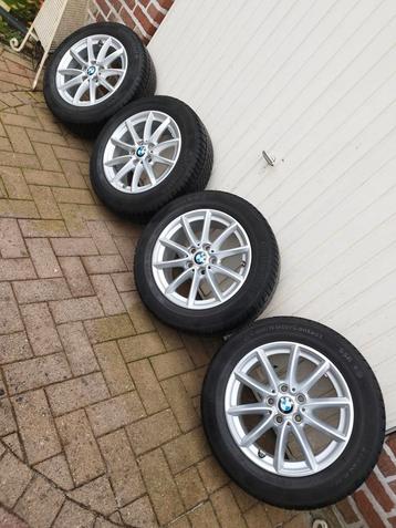 Pneus d'hiver 205/60/R16 Continental runflat BMW série 2  disponible aux enchères