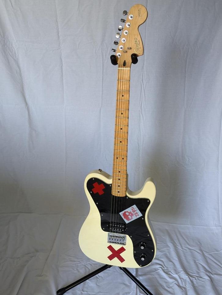 Squier Telecaster Deryck Whibley (Sum 41 Signature), Muziek en Instrumenten, Snaarinstrumenten | Gitaren | Elektrisch, Gebruikt