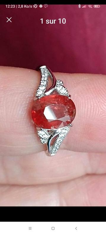 Bague en argent massif avec saphir rouge-orange de Thaïlande