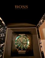 Hugo boss montre chrono, Bijoux, Sacs & Beauté, Enlèvement ou Envoi, Comme neuf