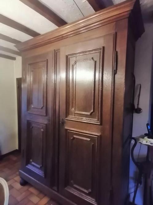 Antieke 18e-eeuwse kledingkast, Huis en Inrichting, Kasten | Kleerkasten, Gebruikt, 200 cm of meer, 150 tot 200 cm, 50 tot 75 cm