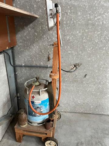 Verwarmer op gaz beschikbaar voor biedingen