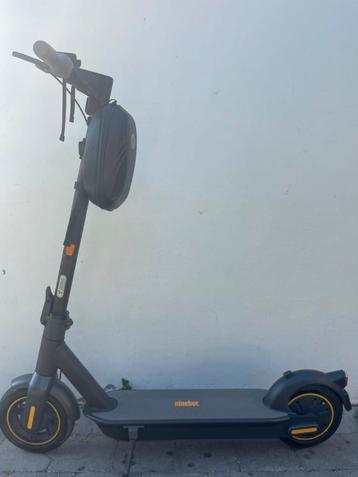 Ninebot g30 max  beschikbaar voor biedingen