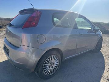 Fiat Grande Punto 1.3 Multijet 16v MARCHAND EXPORT‼️, Auto's, 4 zetels, 4 cilinders, Grande Punto, Overige kleuren