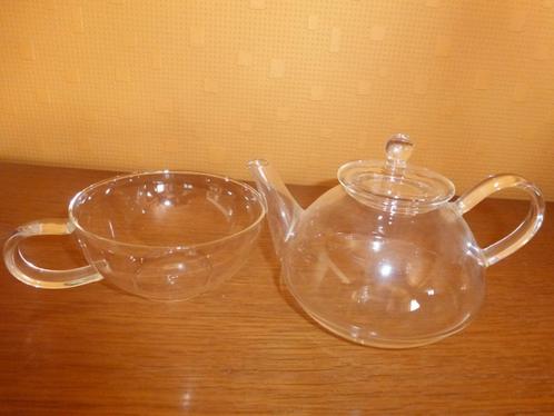 Nieuwe glazen theepot 0,50cl + 1 kop. Leuk cadeau!!!, Huis en Inrichting, Keuken | Servies, Nieuw, Glas of Glazen, Glas, Ophalen of Verzenden