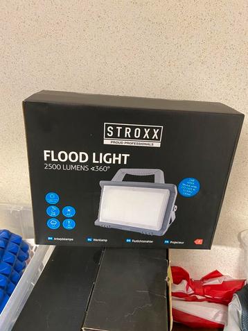 Werklamp 2500 Lumen. (Nieuw in verpakking) beschikbaar voor biedingen