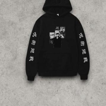 Zwarte hoodie beschikbaar voor biedingen