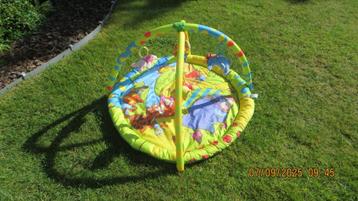 DISNEY babyspeelgoed speelmat + bedcarrousel  beschikbaar voor biedingen