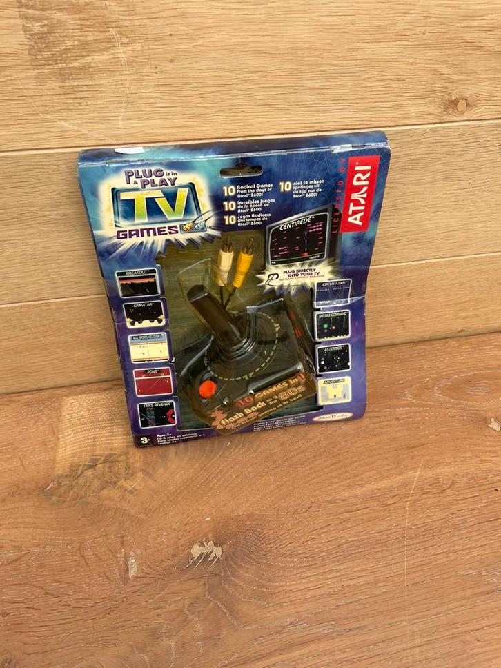 Atari 10-in-1 Plug It In & Play TV Games, Games en Spelcomputers, Games | Atari, Zo goed als nieuw, Atari 2600, Ophalen