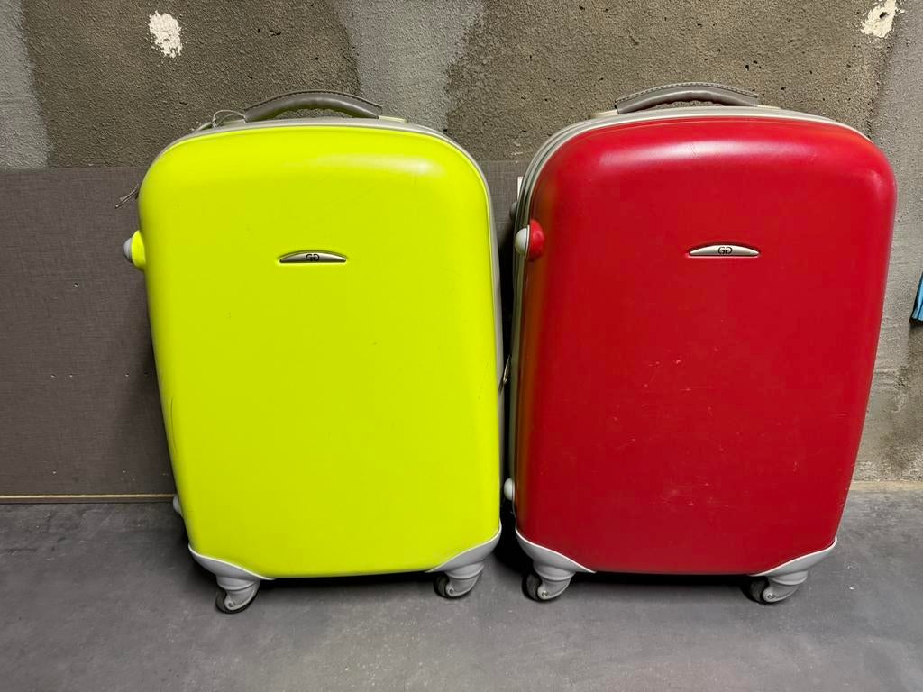 2 grandes valises GILANCE 4 roulettes 2 tirettes avec fermet, Bijoux, Sacs & Beauté, Valises, Comme neuf, Plastique dur, 60 à 70 cm