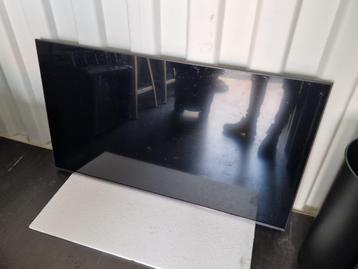 Hisense LED TV – 55 inch – Full HD Smart TV  beschikbaar voor biedingen