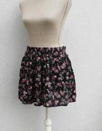 Schattige kleine Mango S-rok - nieuw, Kleding | Dames, Rokken, Mango, Zwart, Ophalen of Verzenden, Zo goed als nieuw
