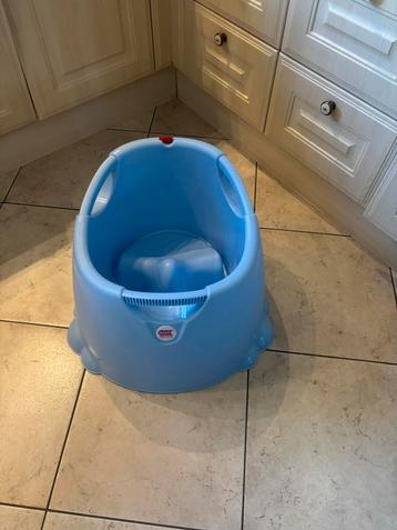 Baby  spullen bad douche ,potje bril, speelgoed . Driewieler beschikbaar voor biedingen