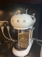 Smeg koffiemachine, Elektronische apparatuur, Koffiezetapparaten, Ophalen, Koffiemachine, Gemalen koffie, Zo goed als nieuw