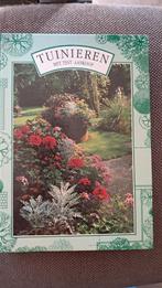 Zeer volledig TUINBOEK als nieuw, Boeken, Natuur, Ophalen, Zo goed als nieuw