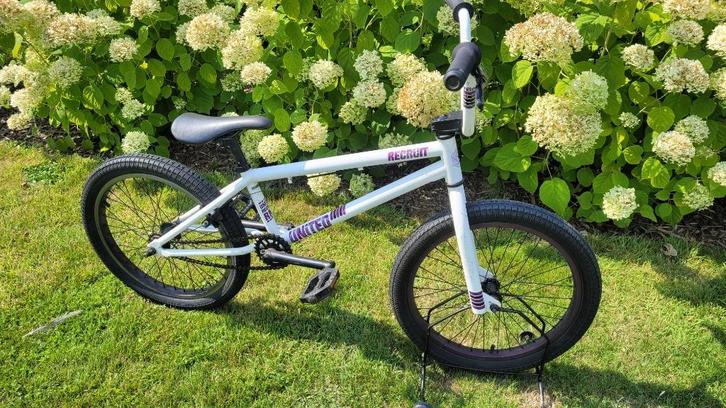Vélo BMX de marque United, modèle Recruit 20", Fietsen en Brommers, Fietsen | Crossfietsen en BMX, Zo goed als nieuw, 16 tot 20 inch
