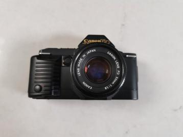 Canon T70 + 50mm F1.8 beschikbaar voor biedingen