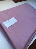 Lap roze stof met roze spikkeltjes 2 meter, Hobby en Vrije tijd, Ophalen, Zo goed als nieuw, Roze