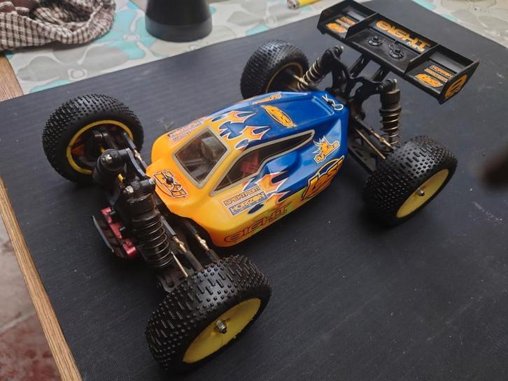 Losi Mini 8 brushless 4WD RTR 1/14 schaal in perfecte staat., Hobby & Loisirs créatifs, Modélisme | Radiocommandé & Téléguidé | Voitures