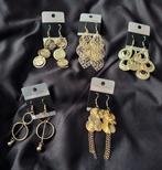 5 paar lange oorbellen goudkleurige nieuw, Handtassen en Accessoires, Oorbellen, Nieuw, Hangers, Ophalen