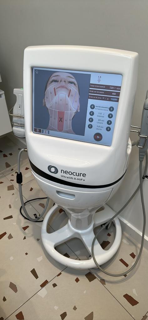 HIFU toestel, Elektronische apparatuur, Persoonlijke Verzorgingsapparatuur, Zo goed als nieuw, Ophalen of Verzenden