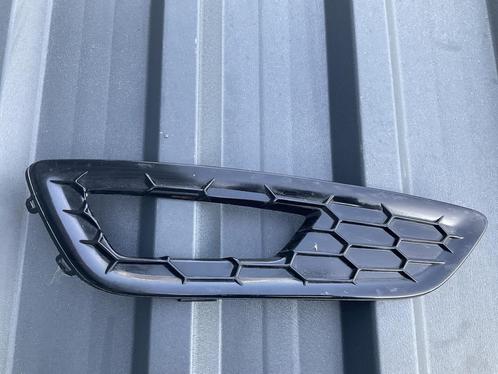 Bumper Mistlamp Grill Ford Focus MK3 11-17 F1EJ-15A298-A2BW, Auto-onderdelen, Overige Auto-onderdelen, Gebruikt, 6 maanden garantie