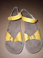 Salt water sandals geel maat 3 / Europees maat 34, Ophalen, Zo goed als nieuw