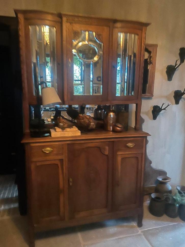 Vitrine avec verre miroir poli, Antiquités & Art, Antiquités | Meubles | Armoires, Enlèvement