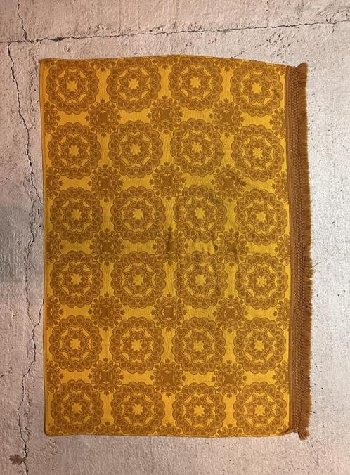 Retro grand foulard plaid sprei warm geel 196/130, Maison & Meubles, Accessoires pour la Maison | Plaids & Couvertures, Enlèvement ou Envoi