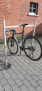 Aluminium fietsenrek, Fietsen en Brommers, Ophalen, Zo goed als nieuw