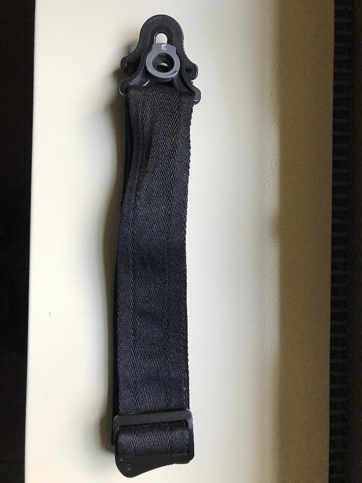 D'ADDARIO Auto Lock Guitar Strap – brand new, Musique & Instruments, Pieds, Comme neuf, Guitare, Enlèvement