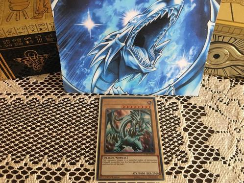 1st Edition Blue-Eyes White Dragon - Yu-Gi-Oh!, Hobby en Vrije tijd, Verzamelkaartspellen | Yu-gi-Oh!, Ophalen of Verzenden