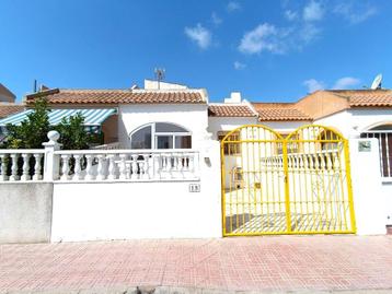 Bungalow zonder bovenburen te koop in Torrevieja... beschikbaar voor biedingen