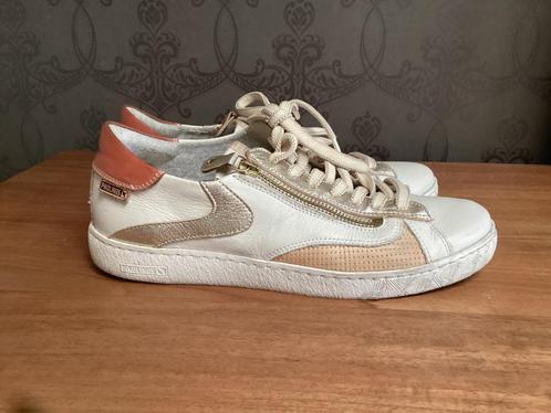 Sneakers Pikolinos 39, Kleding | Dames, Schoenen, Zo goed als nieuw, Sneakers, Overige kleuren, Ophalen of Verzenden