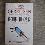 Tess Gerritsen - Koud bloed, Boeken, Ophalen of Verzenden, Gelezen, Tess Gerritsen