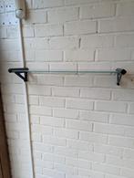 Étagère en verre, Enlèvement