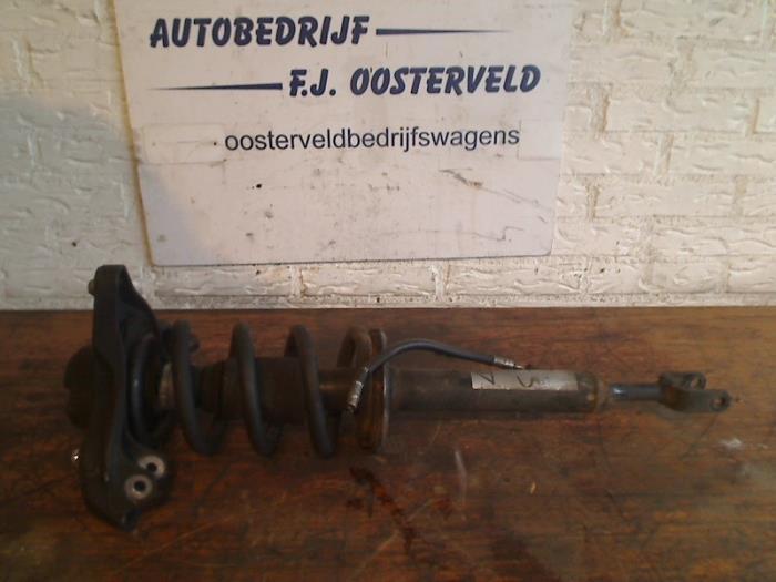 Barre amortisseur avant droit d'un Audi RS4, Autos : Pièces & Accessoires, Suspension & Châssis, Audi, Utilisé, 3 mois de garantie