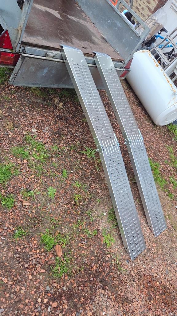 Rampe de chargement, Enlèvement