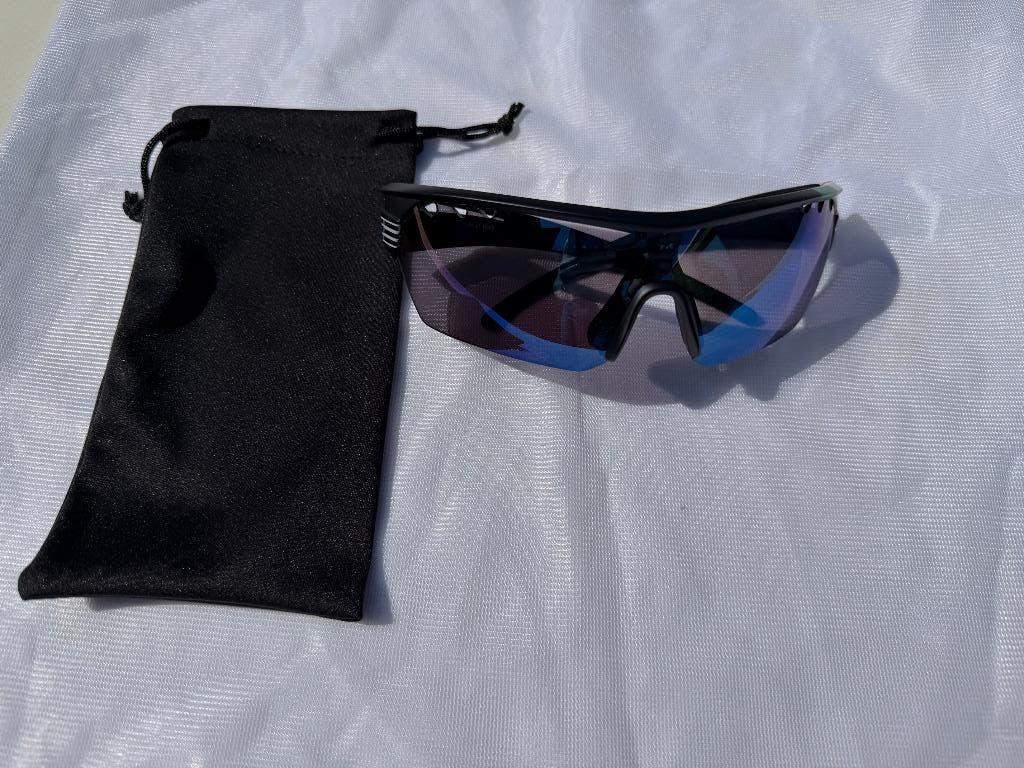 Sport zonnebril Salice 006 RWX - zwart - fotochrome lens, Bijoux, Sacs & Beauté, Lunettes de Soleil & Lunettes | Hommes, Neuf